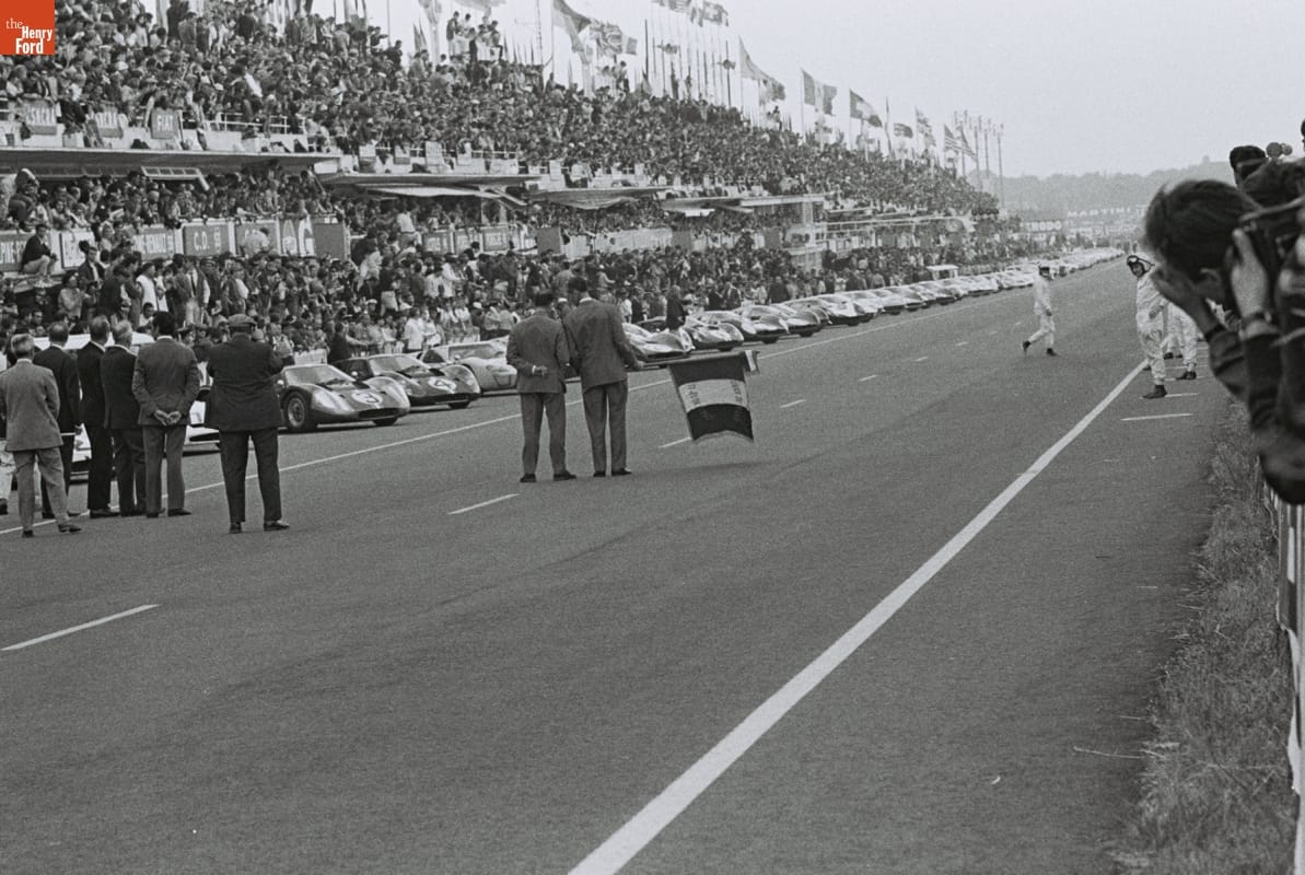 Start of the 24 Heures du Mans (24 Hours of Le Mans) Race, June 1967