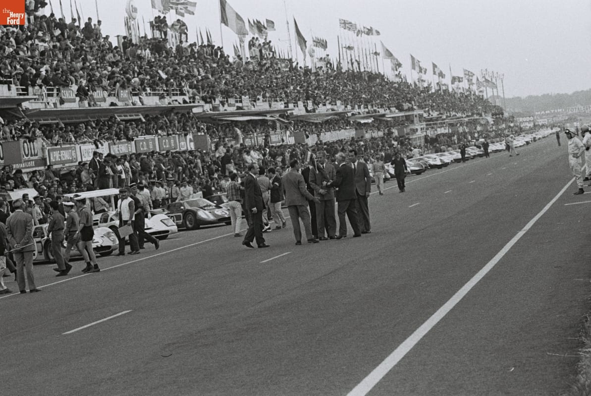 Start of the 24 Heures du Mans (24 Hours of Le Mans) Race, June 1967