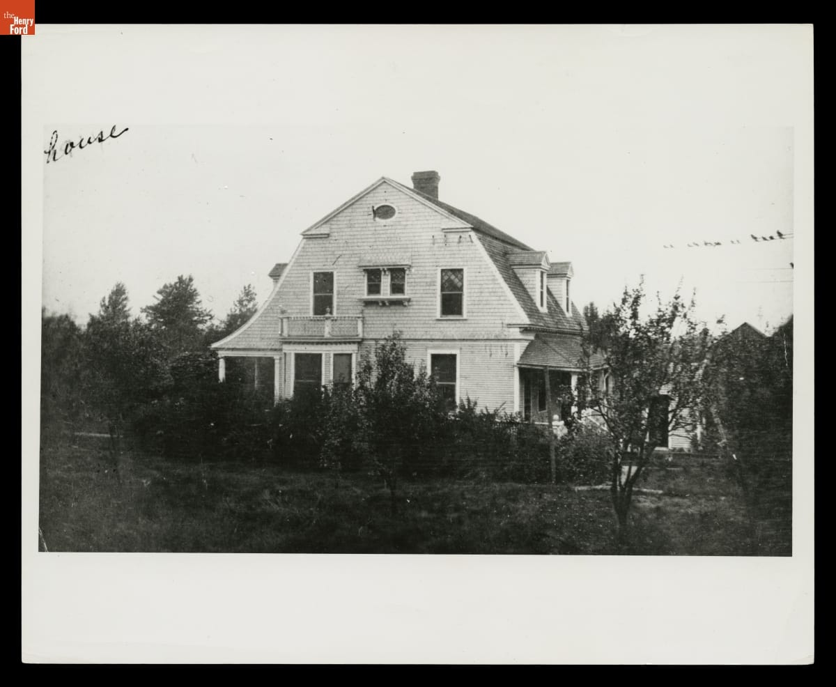 House on Gaukler Pointe, 1916, before the Edsel and Eleanor Ford House was Built