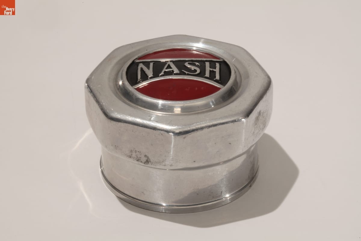 Nash Hubcap, 1917-1929
