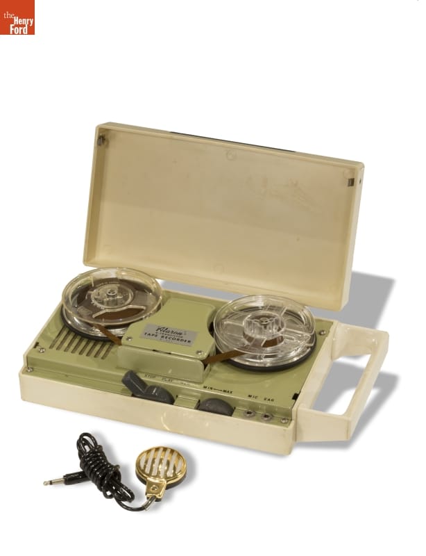Alaron Portable 4 Transistor Reel to Reel Tape Recorder, Model B-421, circa 1965