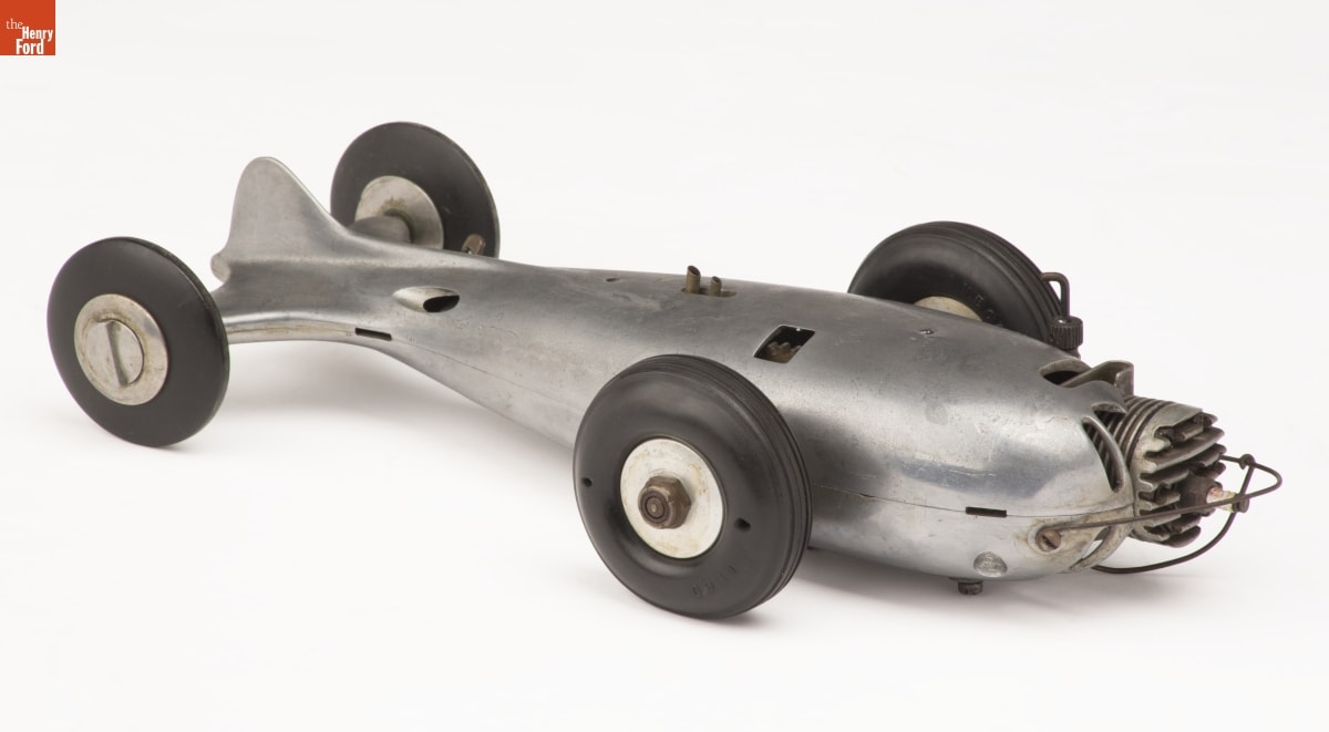 Challenger Mite Streamliner Gas-Powered Racing Tether Car, 1945-1955