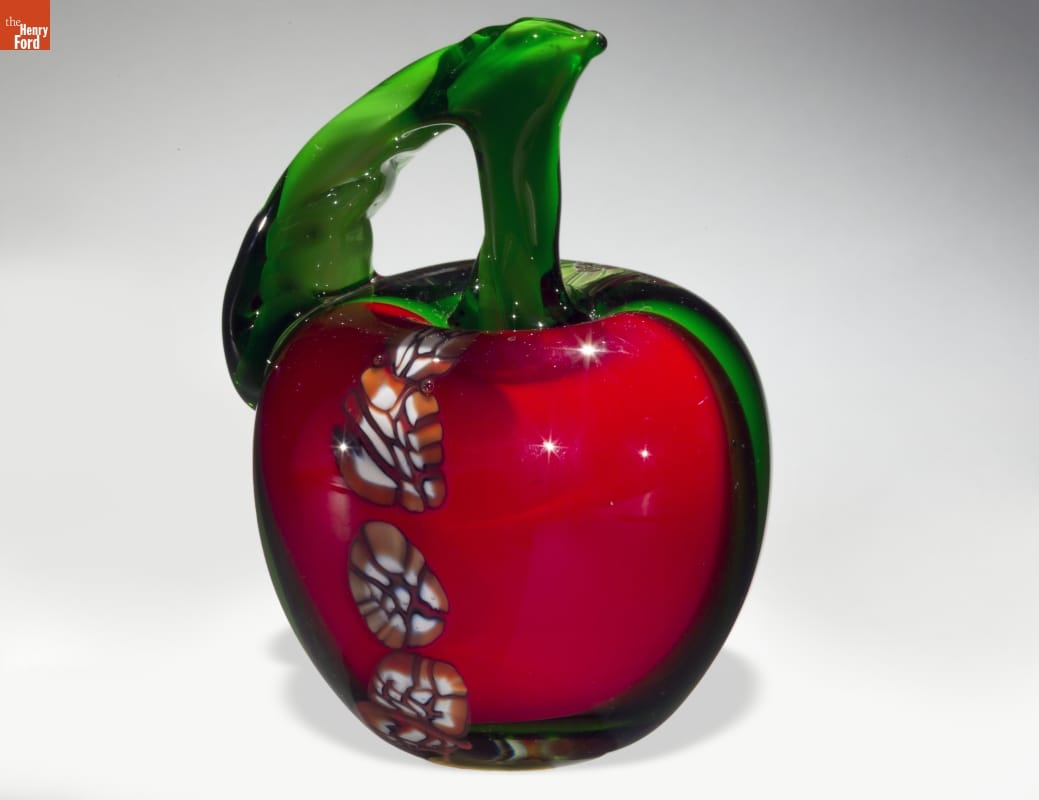 Apple Sculpture, 2016