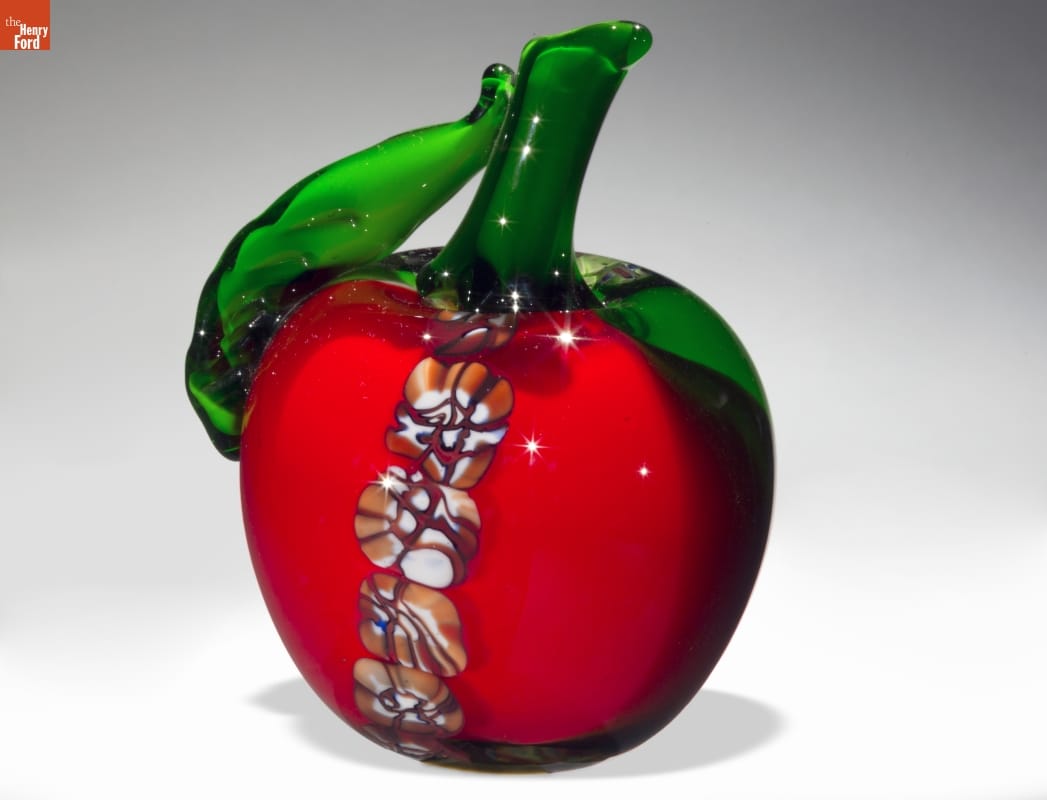 Apple Sculpture, 2016