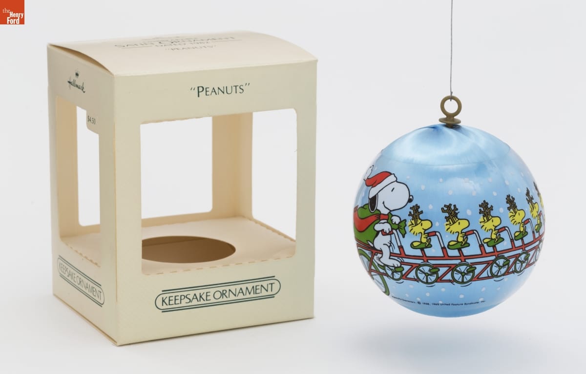 Hallmark "Peanuts" Christmas Ornament, 1982