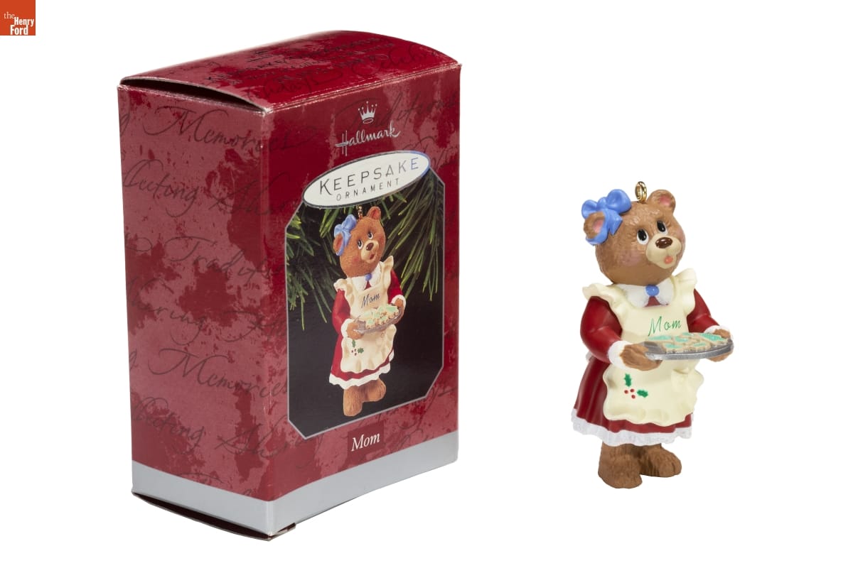 Hallmark "Mom" Christmas Ornament, 1998