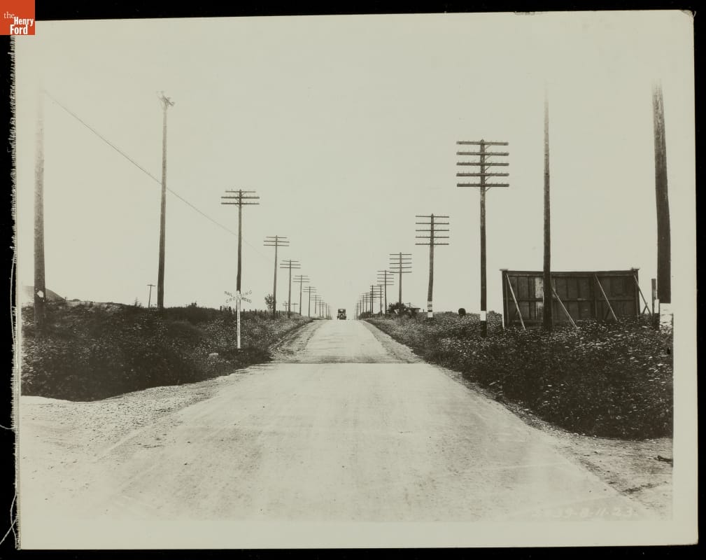 Detroit, Toledo and Ironton Railroad Crossing, Lima, Ohio, 1923