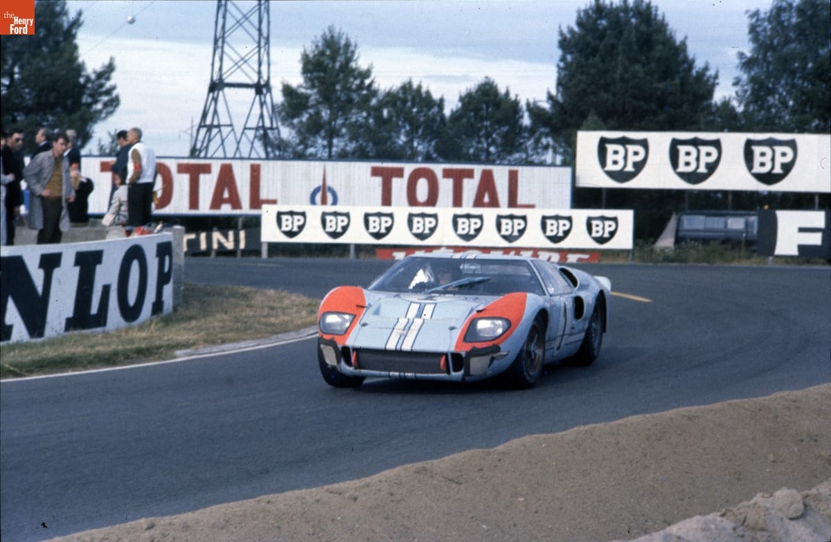 Elegantes Le Mans 1966 Ken Miles Ebenbildnull