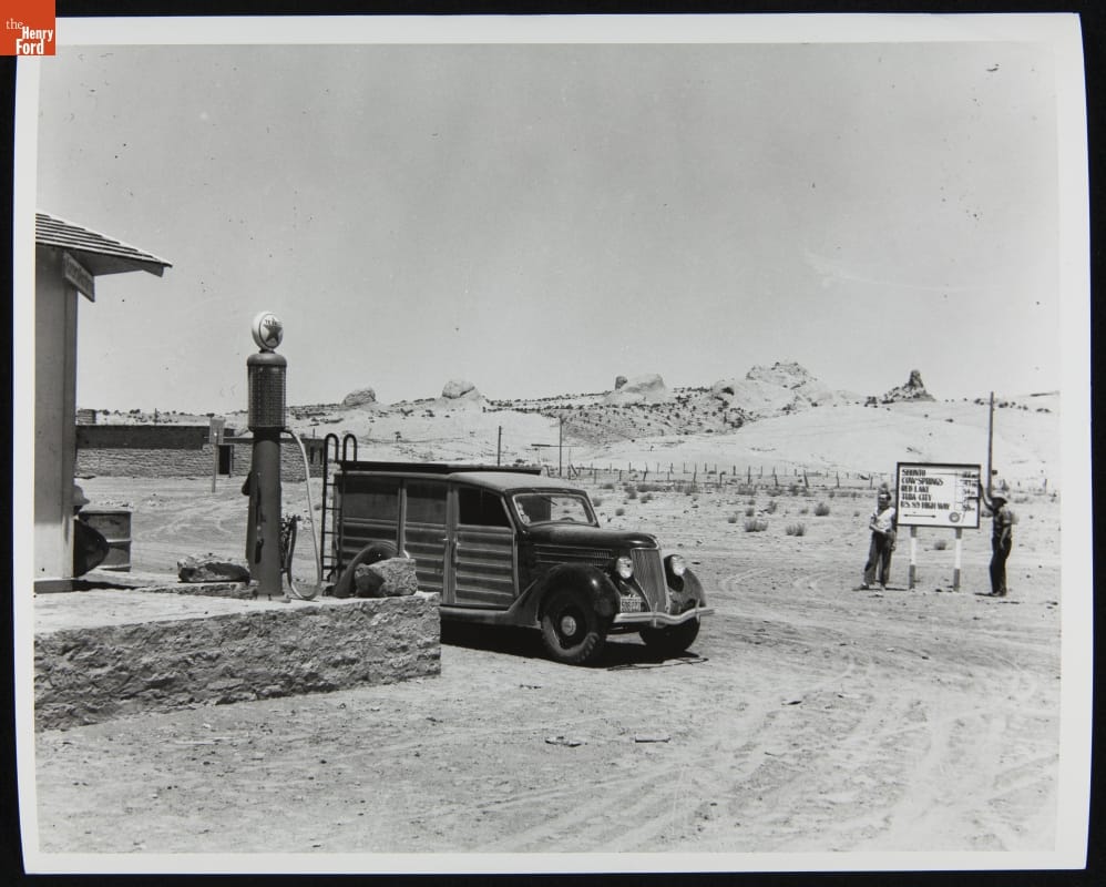 Texaco Gas Station, Kayenta, Arizona, 1935