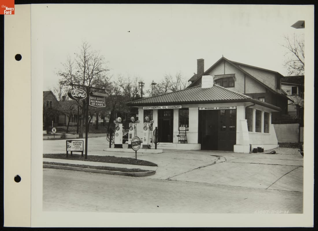 J. V. Thorndike Super Service Station, Omaha, Nebraska, November 1934