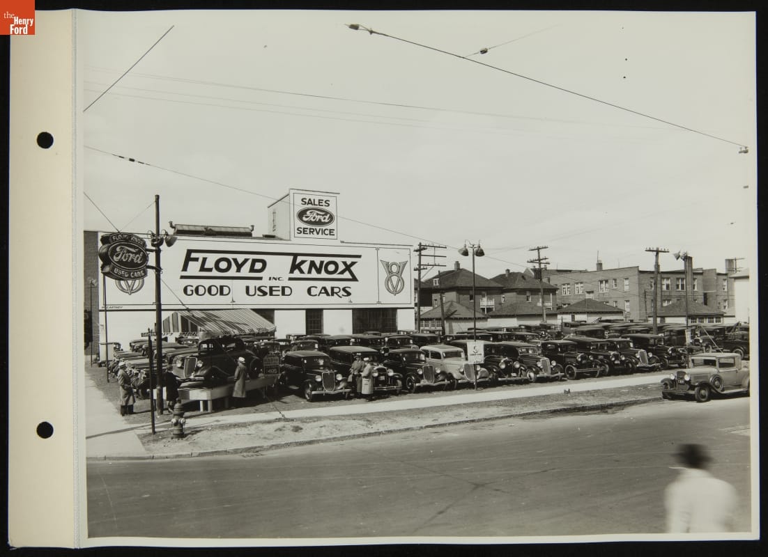 Floyd Knox Used Car Lot at Davison Avenue, April 1935