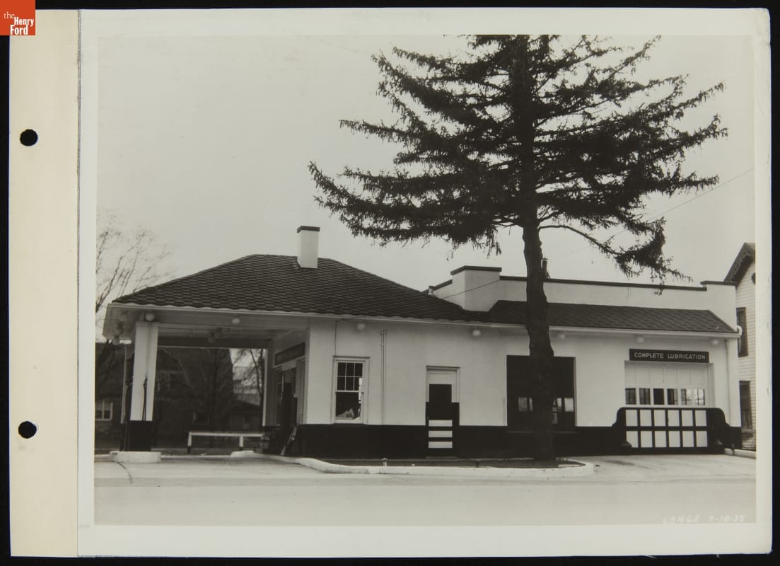 Stimson Travis Super Service Station, Oxford, Michigan, September 1935