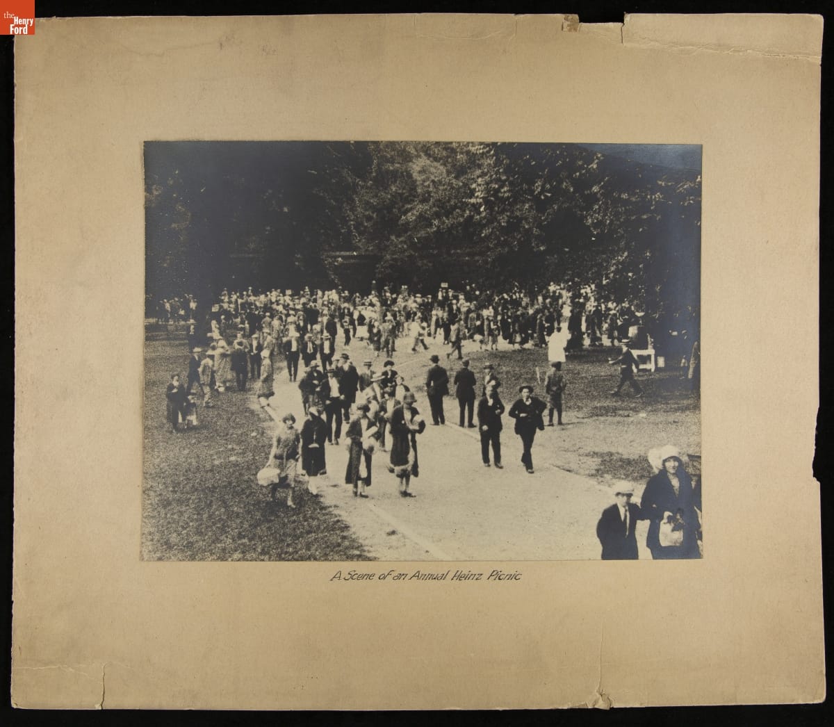 Employees at the Annual Heinz Picnic, H. J. Heinz Company, circa 1920
