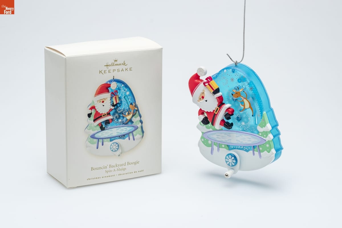Hallmark "Spin-A-Majigs Collection: Bouncin' Backyard Boogie" Christmas Ornament, 2008