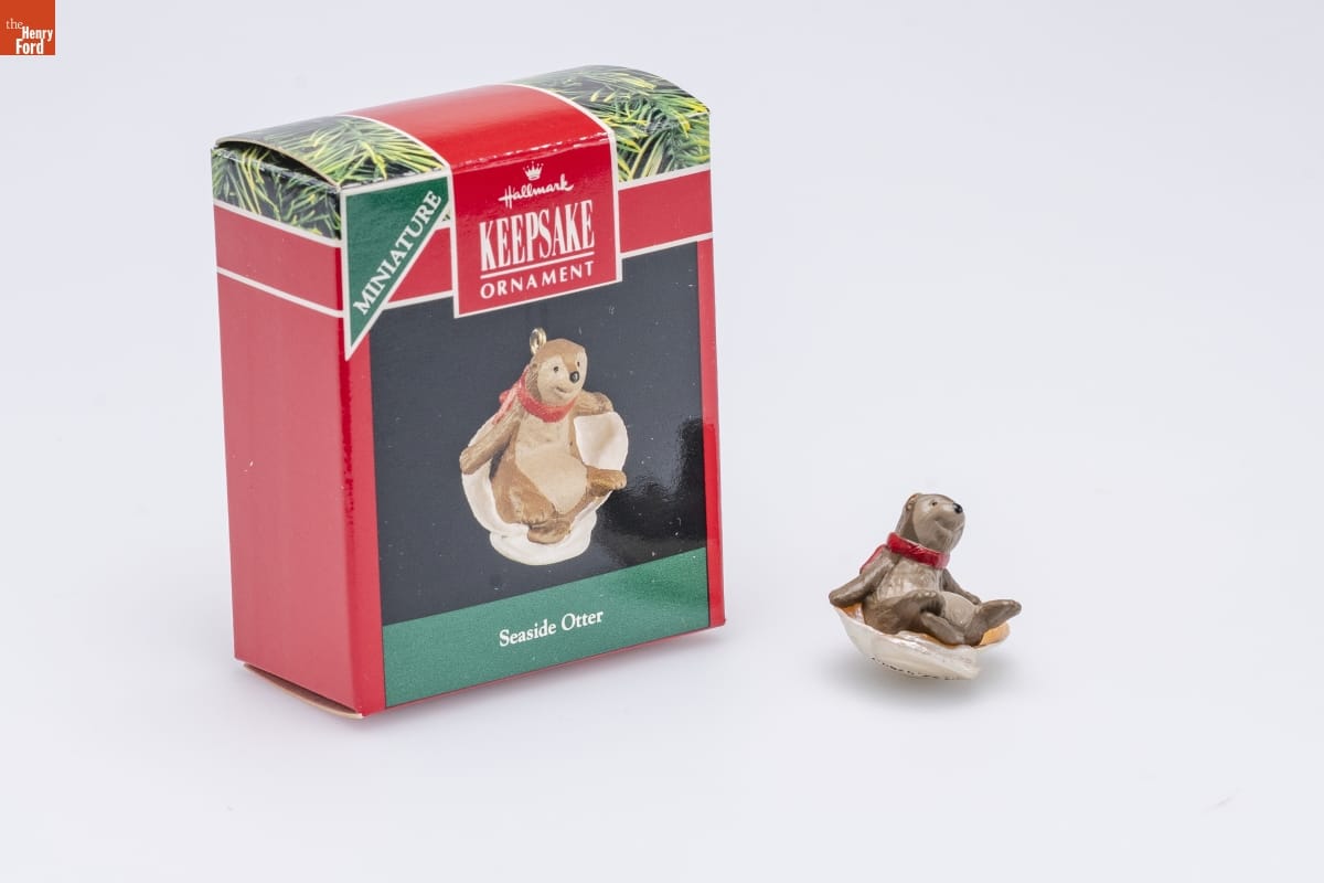 Hallmark "Seaside Otter" Miniature Christmas Ornament, 1991