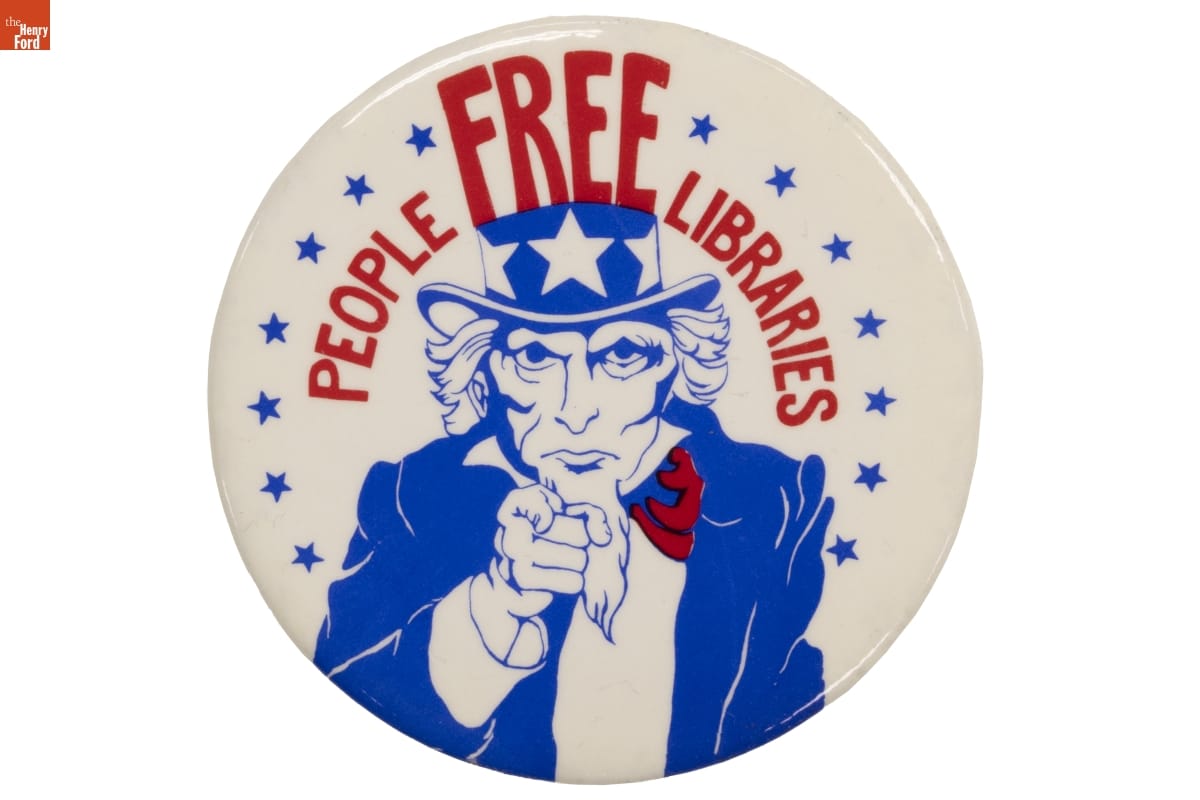 "Free People Free Libraries" Button, Used by Velma Turman Moody, 1976