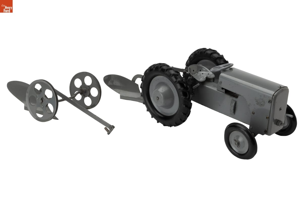Ford Tractor with Ferguson System (9N), 1940