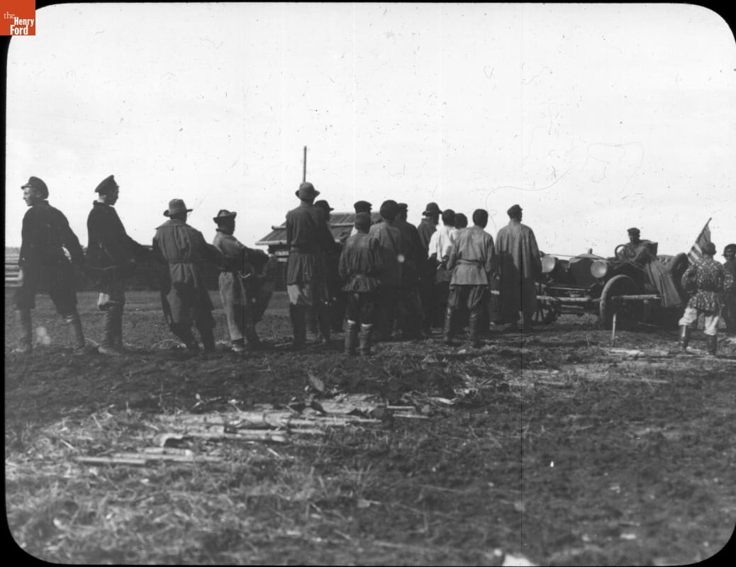 Pulling Thomas Flyer Out of Mud in Russia, New York to Paris Race, 1908