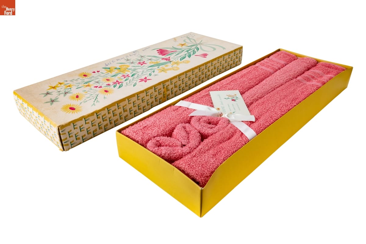 Cone "Rose" Towel Box Set, 1960