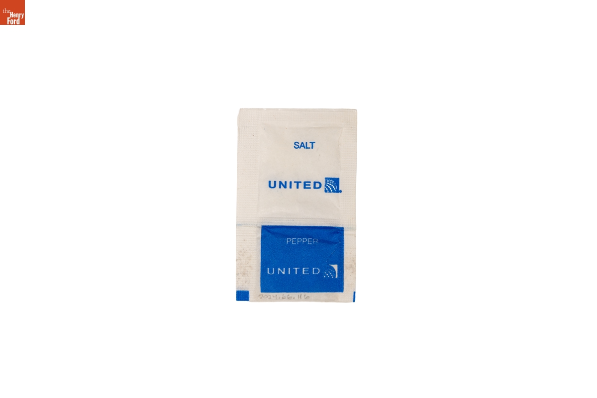 United Airlines Salt and Pepper Packet, 2010-2019