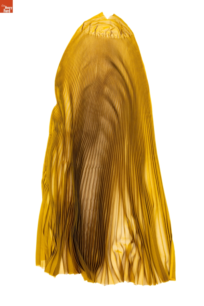 Sunburst Pattern Pleated Fabric, 2018