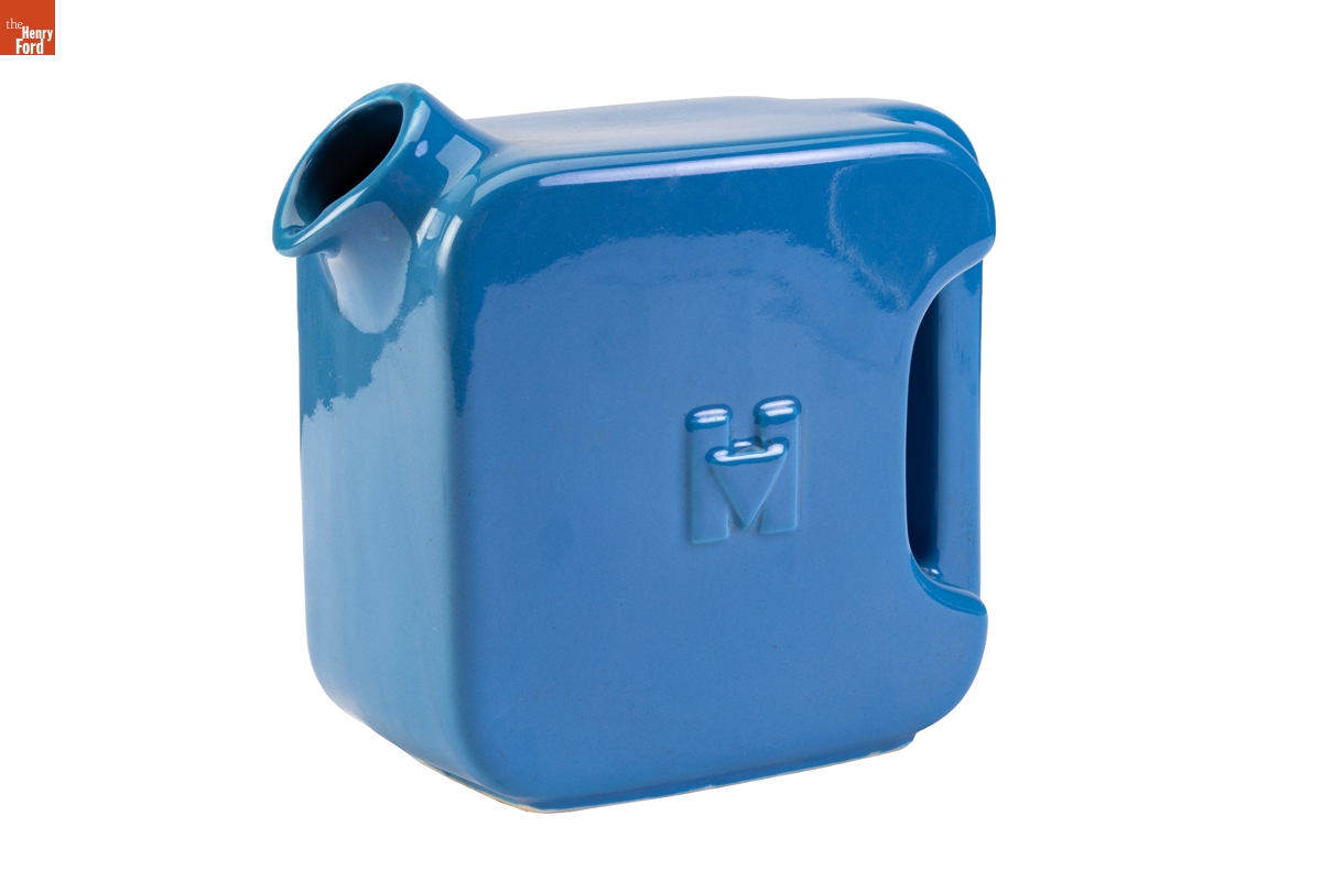 Pitcher Designed for Hotpoint Refrigerators