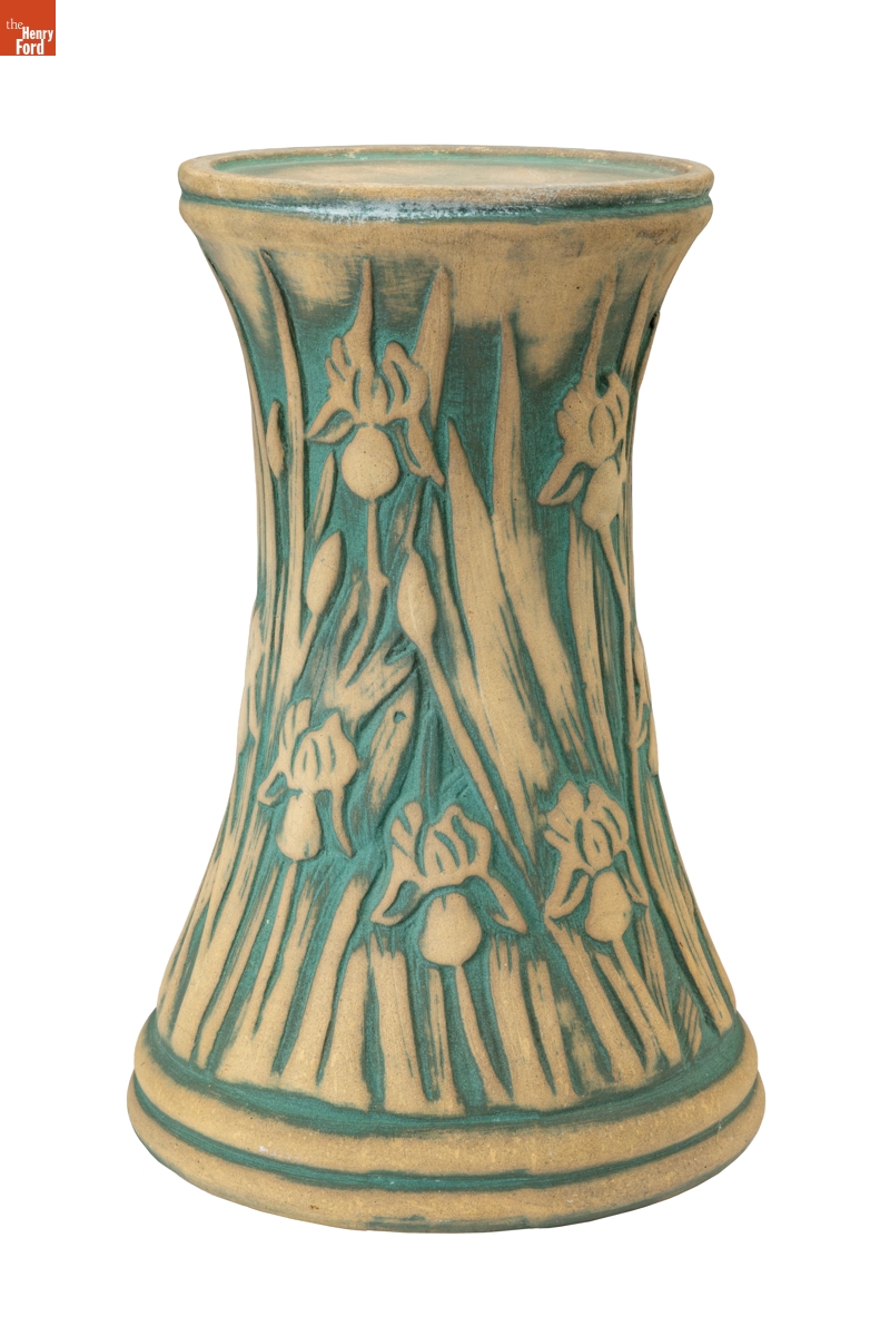 Pedestal, 1912-1932