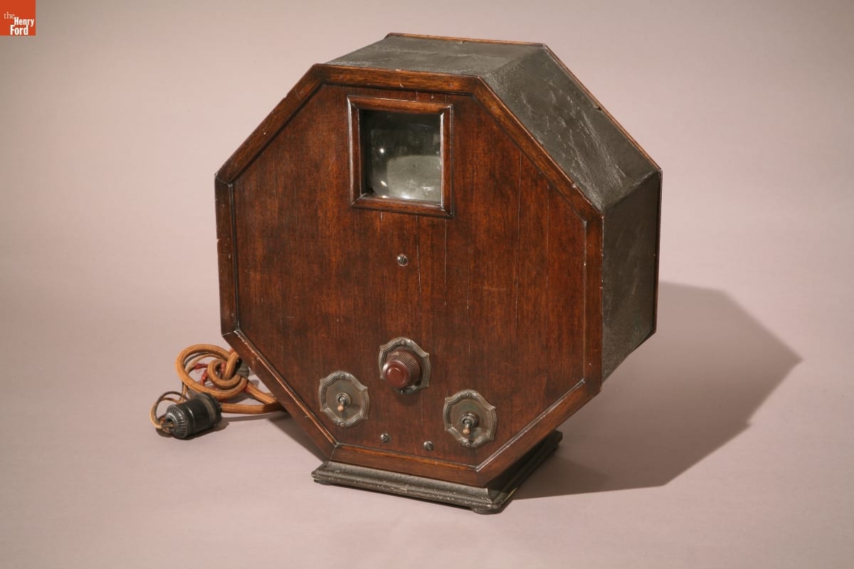 GE 4" Mechanical Tabletop Television Receiver, "Octagon" Model, 1928