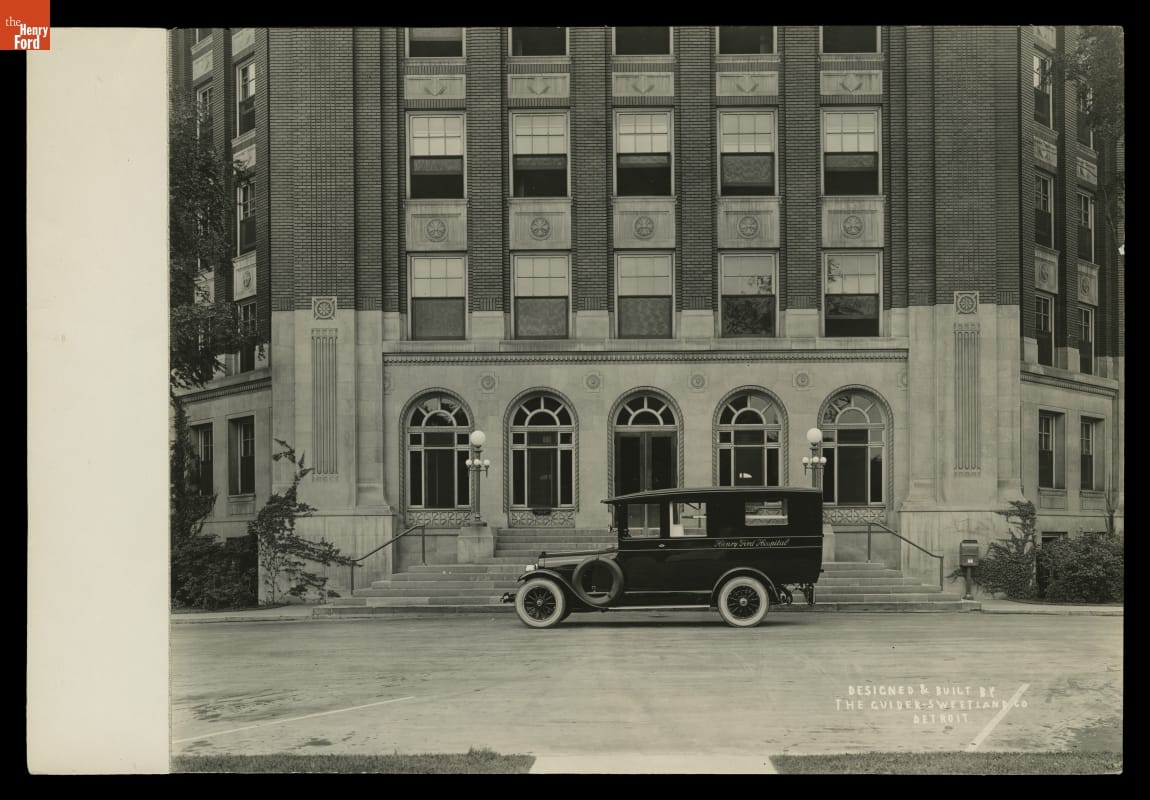 Lincoln Motor Car with Guider-Sweetland Ambulance Body, Henry Ford Hospital, Detroit, Michigan, 1923